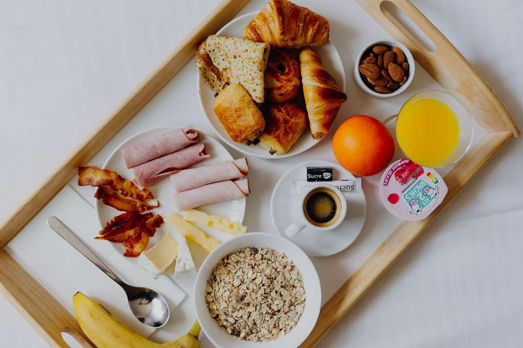 L'Hotel Bristol Кан Ресторант снимка
