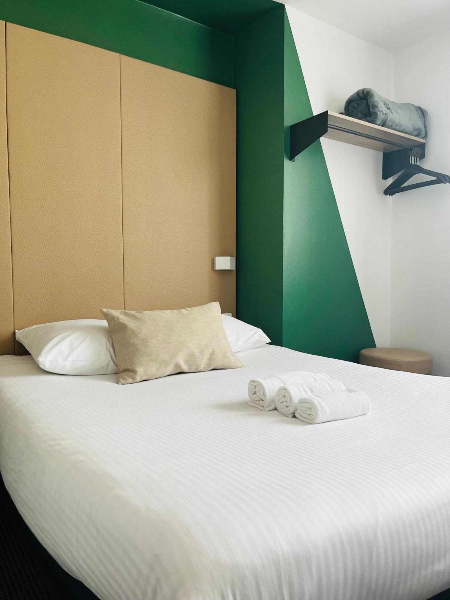 L'Hotel Bristol Кан Екстериор снимка