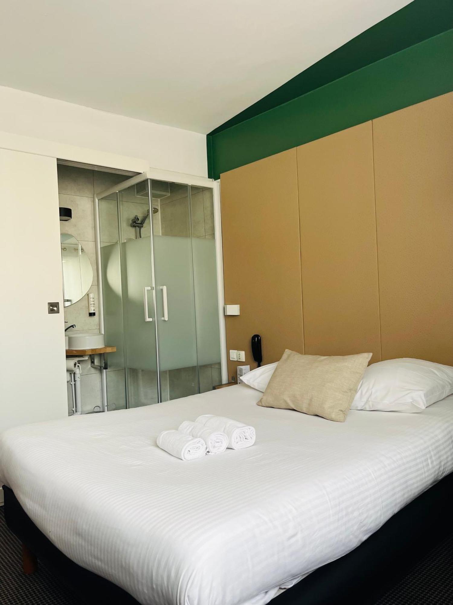 L'Hotel Bristol Кан Екстериор снимка