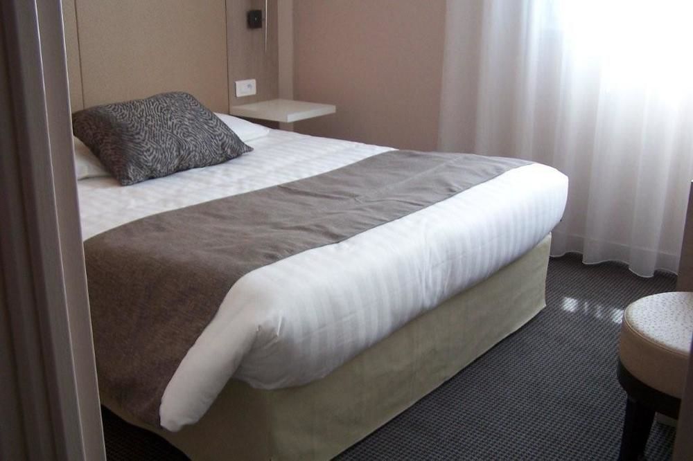 L'Hotel Bristol Кан Екстериор снимка